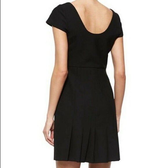 Diane Von Furstenberg Size 4 Monica Back Pleat Short Sleeve Mini Dress Pink - Picture 2 of 12